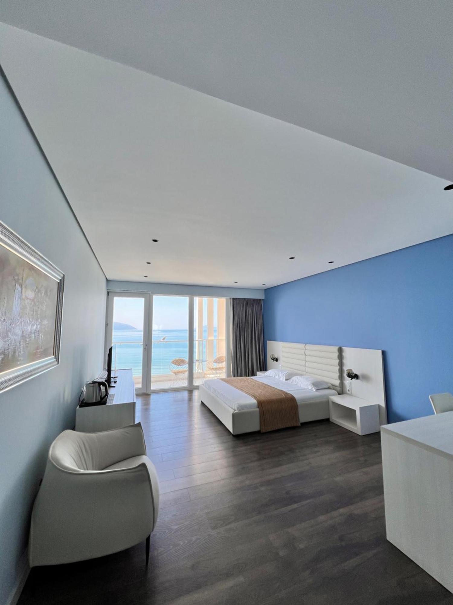 Maxi Room Vlorë 外观 照片