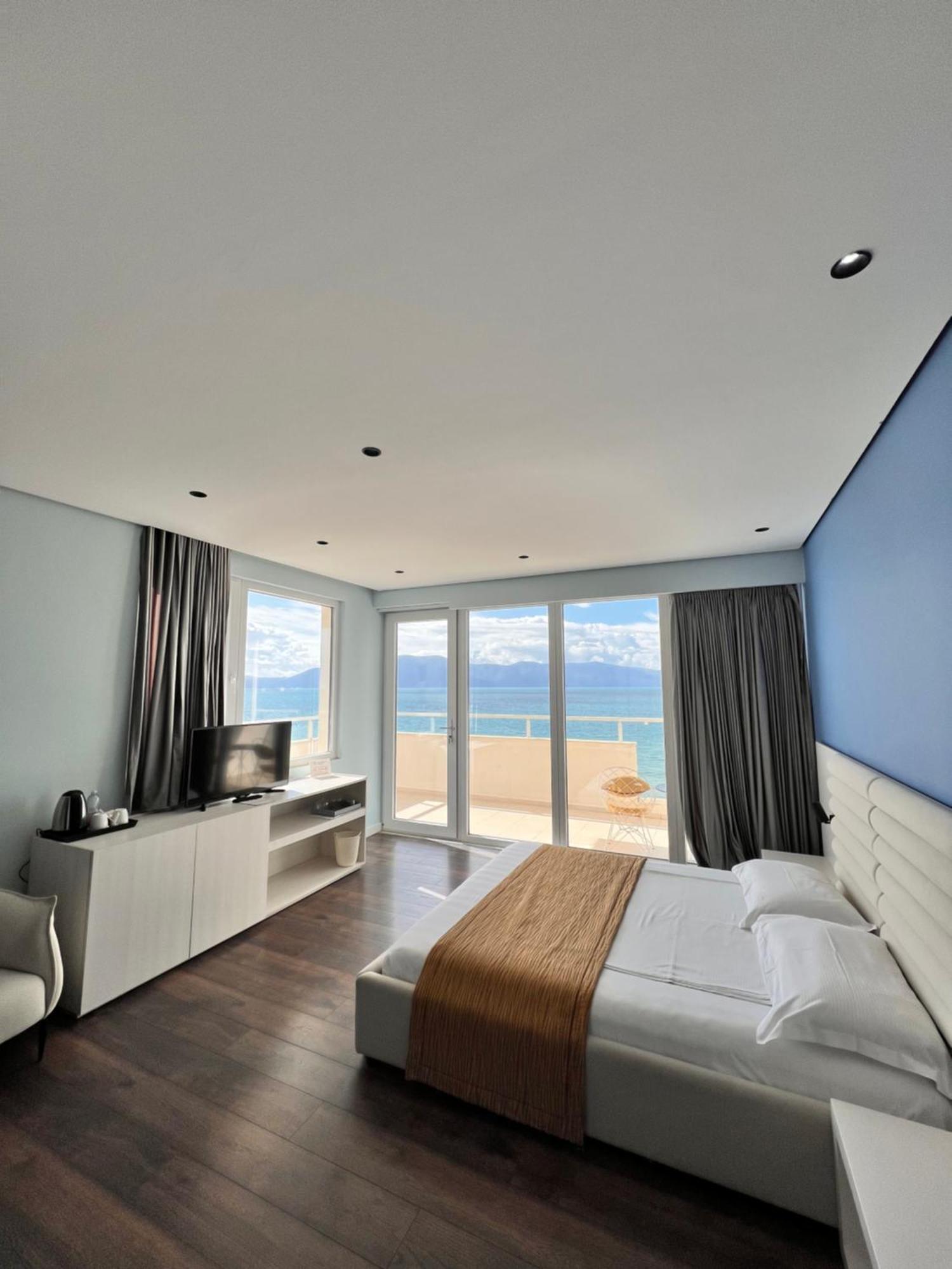 Maxi Room Vlorë 外观 照片
