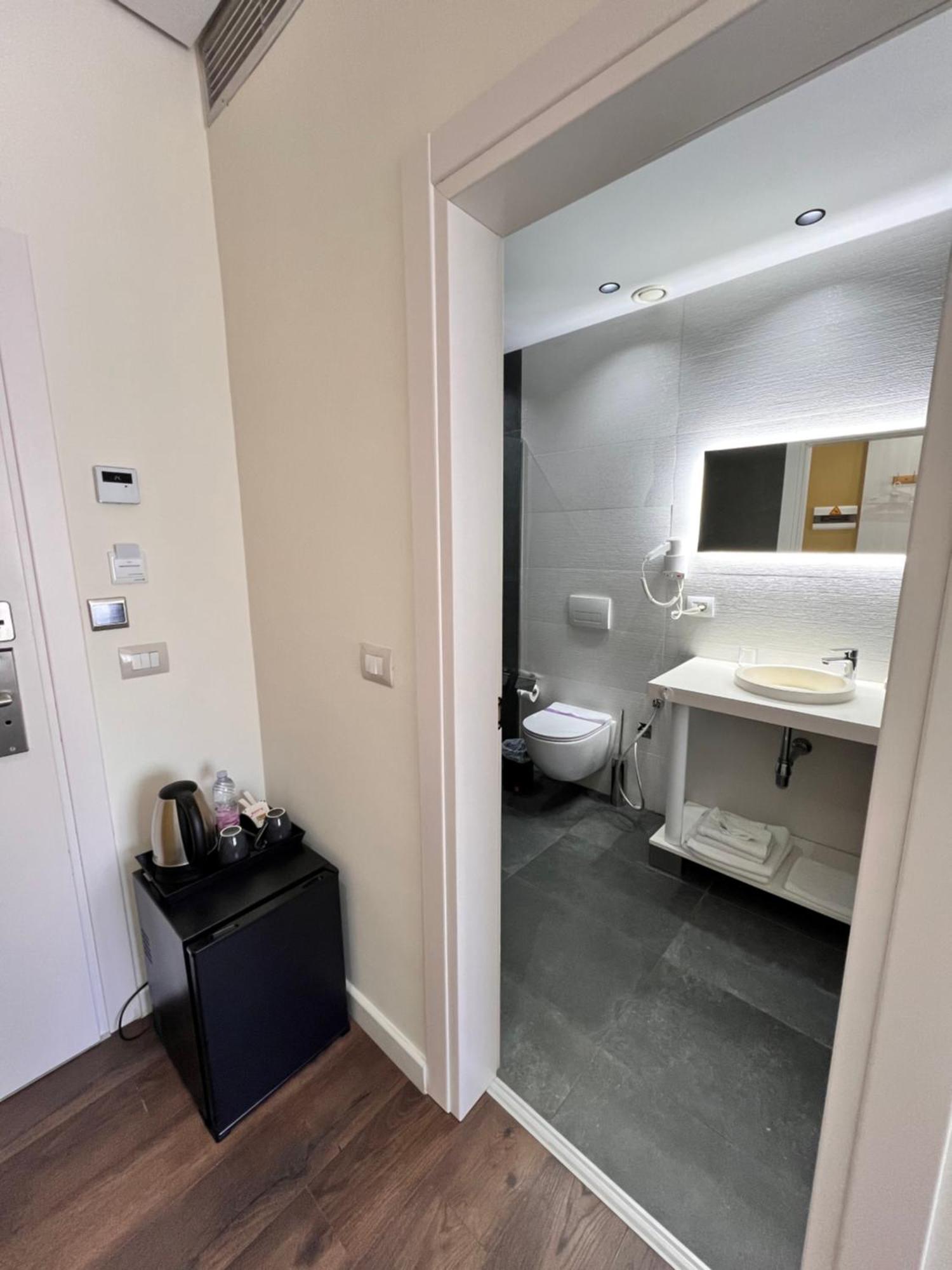 Maxi Room Vlorë 客房 照片