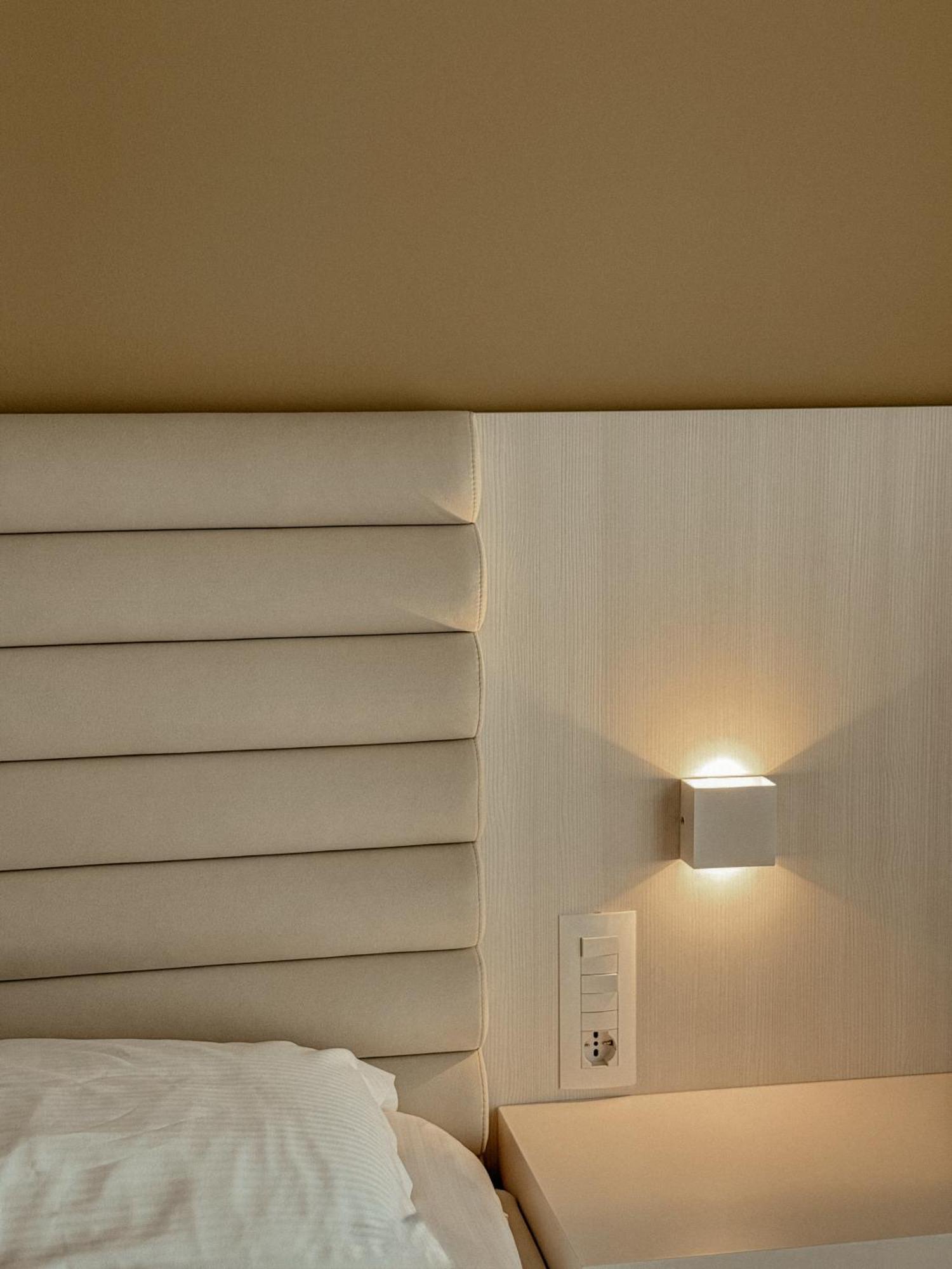 Maxi Room Vlorë 外观 照片