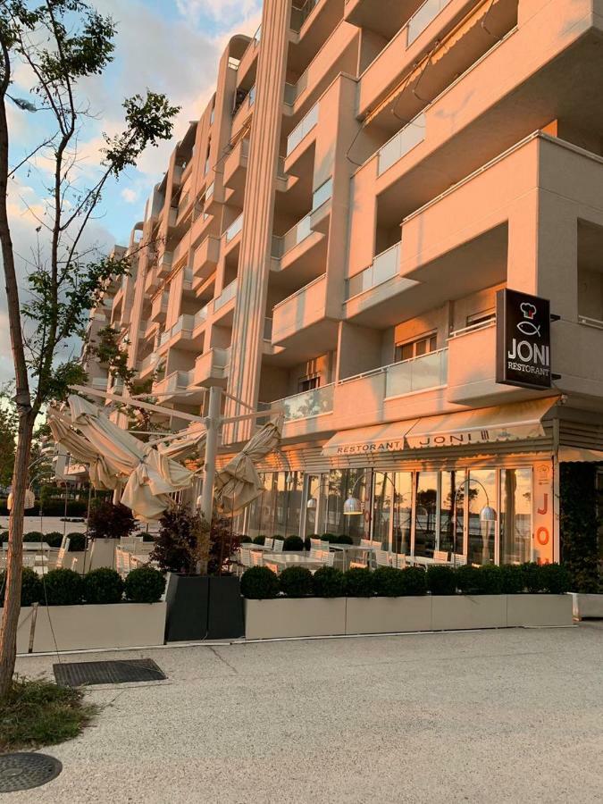 Maxi Room Vlorë 外观 照片